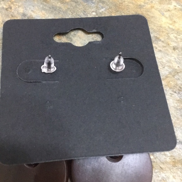 Necklace and earrings. New - Picture 3 of 4